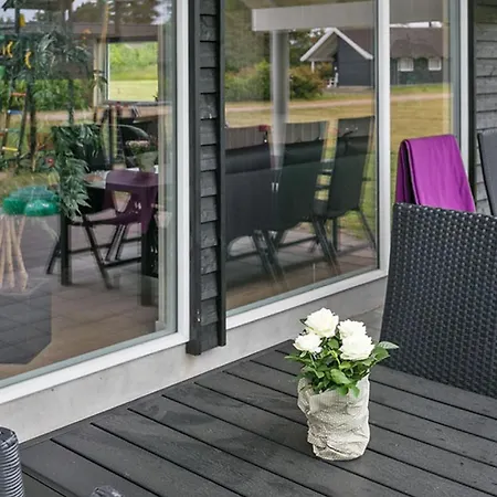Villavilla 366 - Rabylille Strand, Lollandfalster * Stege